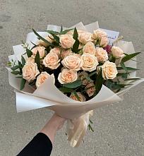 Букет Кремовые розы Латте в Бужарово