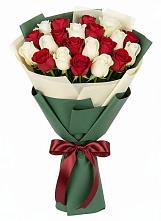 Букет Микс из красных и белых роз #REPLACE_PRED# Бужарово