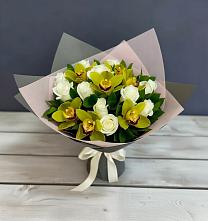 Букет цветов из:  Орхидеи и Розы в Бужарово