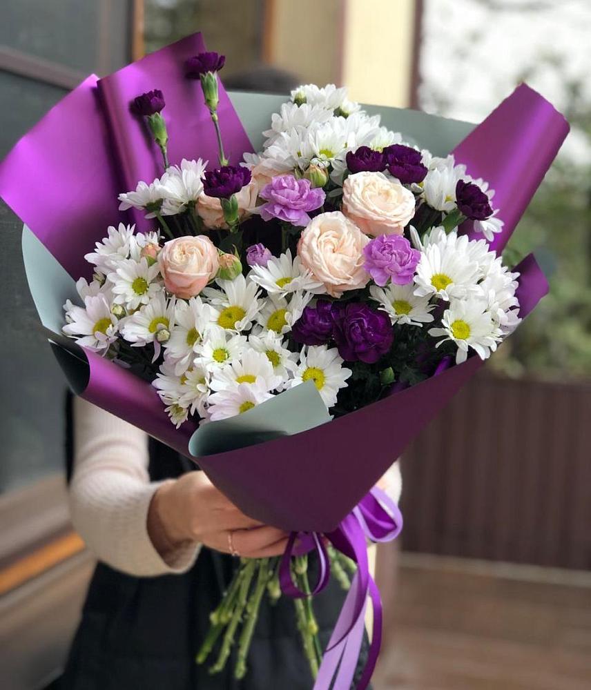 Букет цветов из: Хризантемы, Гвоздики и Розы в Бужарово