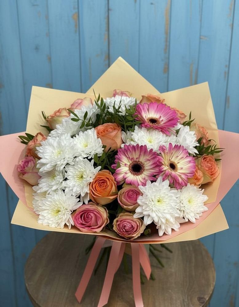 Букет цветов из: Розы, Герберы и Хризантемы в Бужарово
