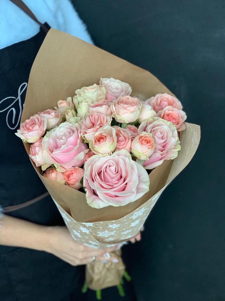 Букет цветов из: Хризантемы и Розы в Бужарово