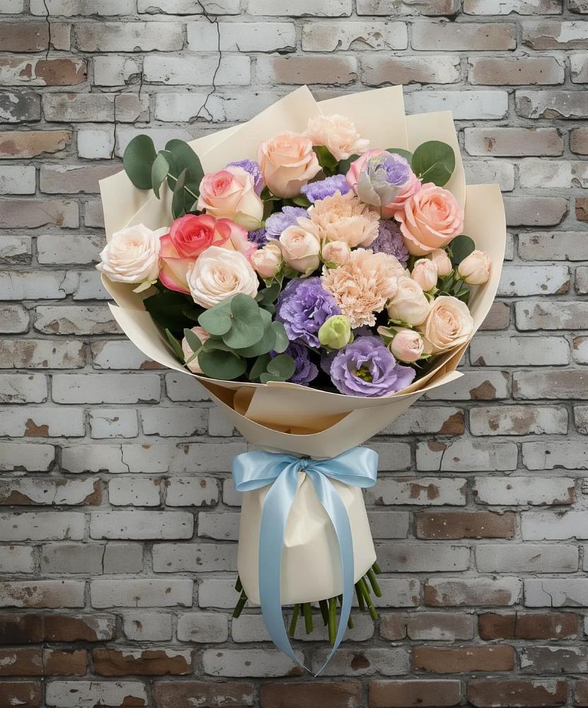 Букет цветов из: Розы, Лизиантусы и Гвоздики в Бужарово