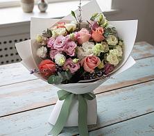 Букет цветов из:  Розы, Лизиантусы и Гвоздики в Бужарово