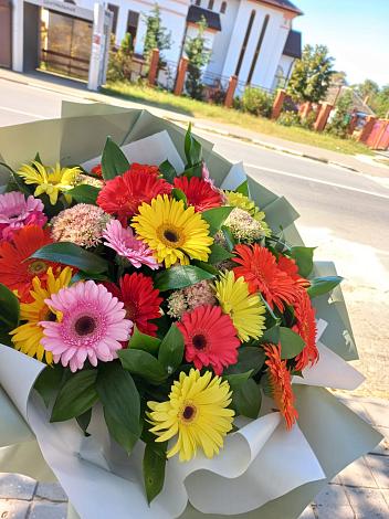 Букет цветов из: Герберы в Бужарово
