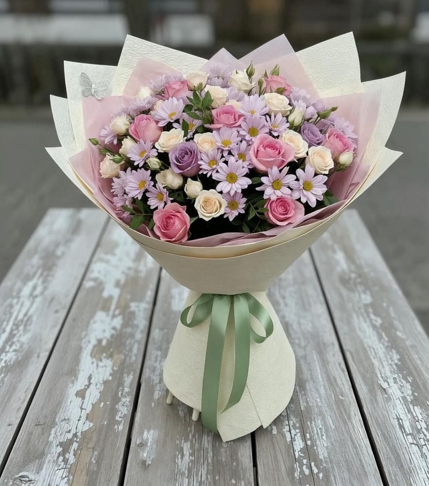 Букет цветов из: Розы и Хризантемы в Бужарово